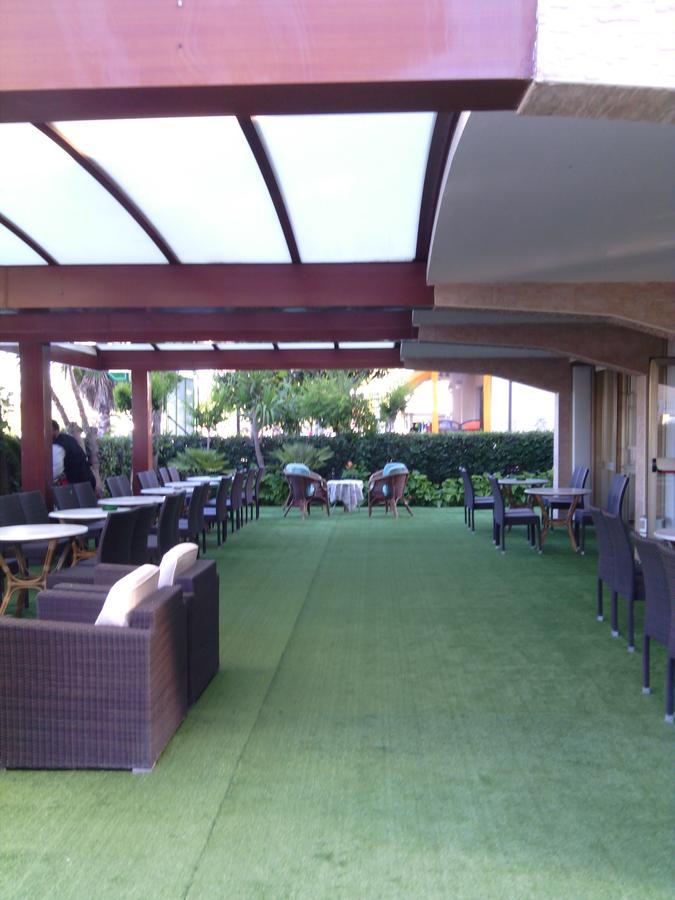 Hotel Boston Alba Adriatica Exterior foto